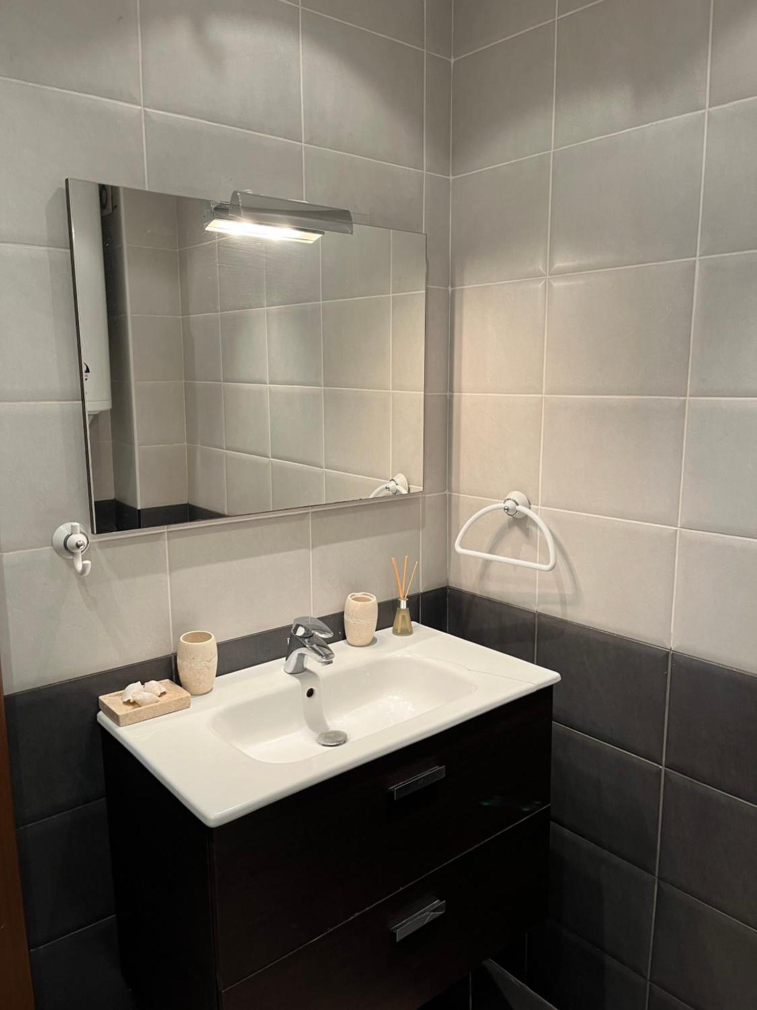 Privat Apartament Golf Coast Kavarna Esterno foto